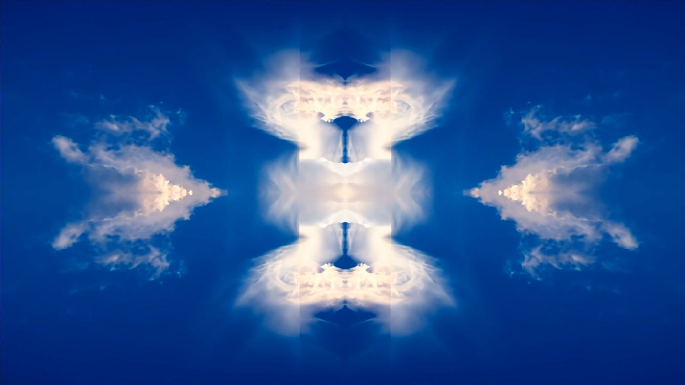 Pulsating Future Clouds (4/4)